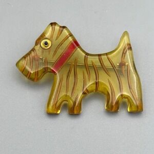 Vintage Honey Transparent Bakelite Pin Scottish Terrier Scotty Dog Carved
